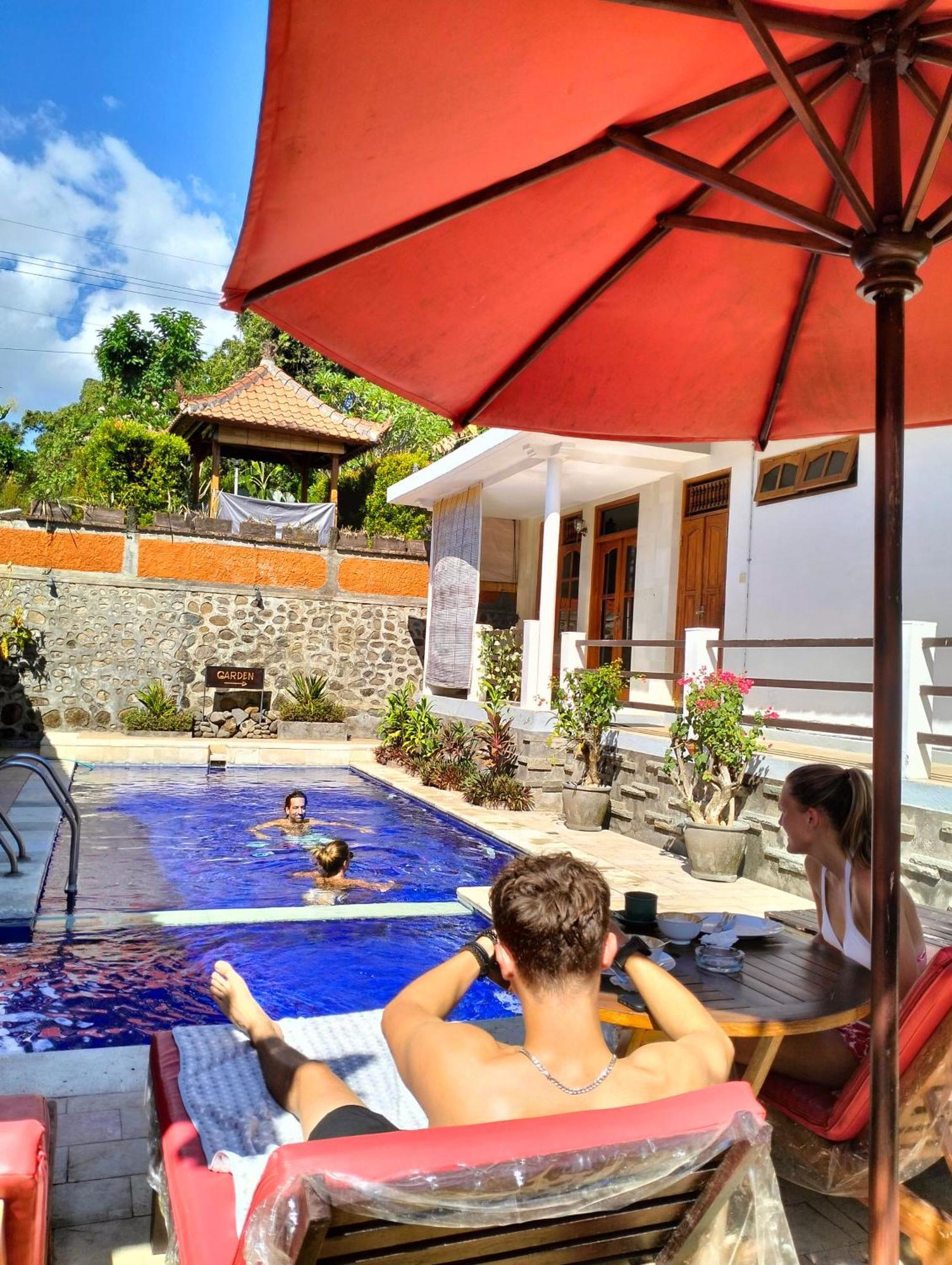 Kaia Lovina Guest House Junior Suite Extérieur photo